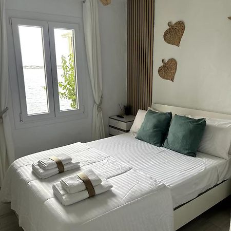 Miravent Terraza Y Jardin Frente Al Mar Menorca Apartment Fornells  Exterior photo